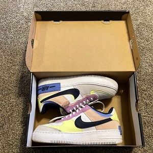 Wmns Air Force 1 Shadow 'Crimson Tint Volt'